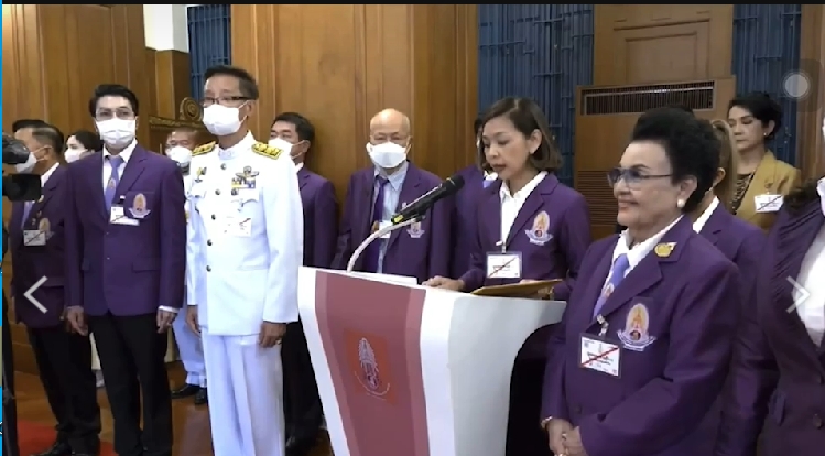 รวมข่าวพิธีพระราชทานรางวัลเทพทองครั้งที่ 21 จากทุกสื่อ