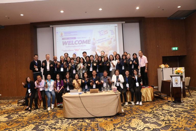 ดร.บุญชิรา ภู่ชนะจิต นายกสมาคมนักวิทยุและโทรทัศน์แห่งประเทศไทย ในพระบรมราชูปถัมภ์ (สวทท.) เป็นประธานในพิธีเปิดกิจกรรมปฐมนิเทศคณะที่ปรึกษา คณะกรรมการบริหาร และคณะอนุกรรมการสมาคมฯ วาระบริหาร พ.ศ. 2569–2571 ณ ห้อง BB201 โรงแรมเซ็นทารา ไลฟ์ ศูนย์ราชการและคอนเวนชั่นเซ็นเตอร์
